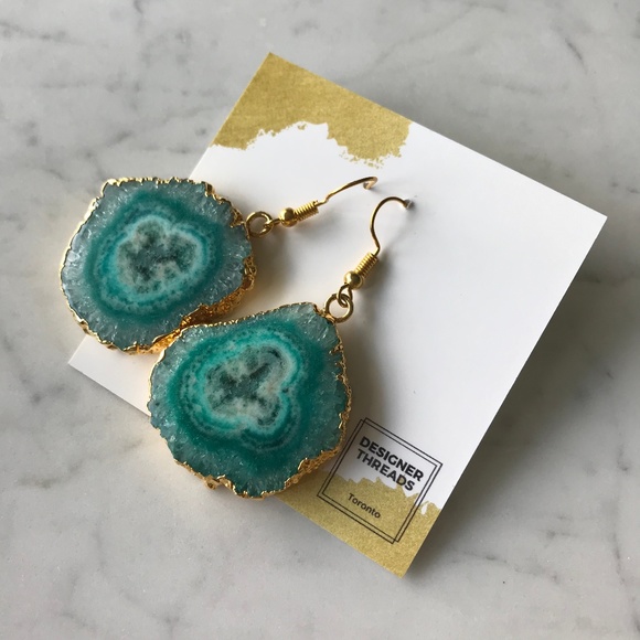 Jewelry - Green Stone with Gold Trim Earrings